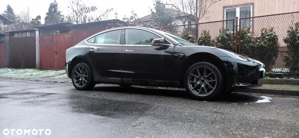 Tesla Model 3 Standard Range Plus - 20