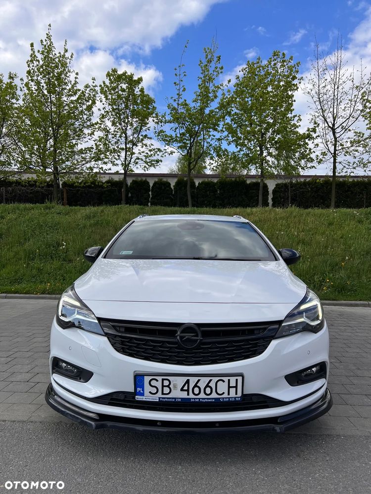 Opel Astra 1.6 Turbo Start/Stop Dynamic - 1