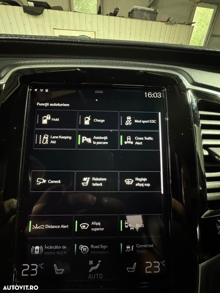 Volvo XC 90 T8 AWD Recharge Geartronic RDesign - 17