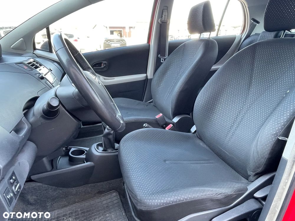Toyota Yaris 1.0 VVT-i Team - 6
