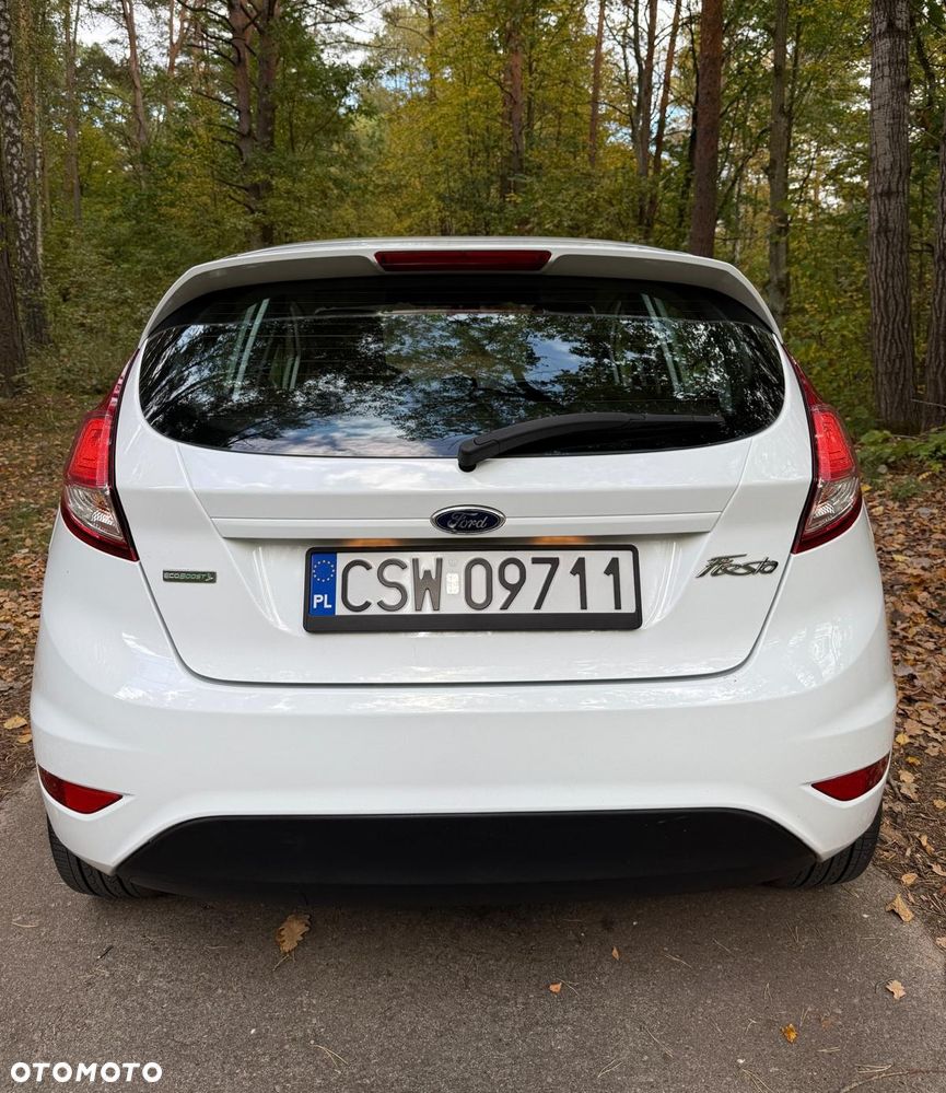 Ford Fiesta - 2