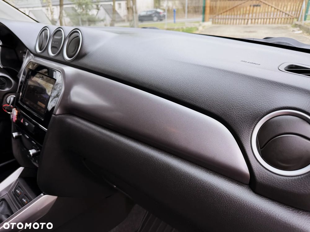 Suzuki Vitara 1.4 Boosterjet Elegance 2WD - 35