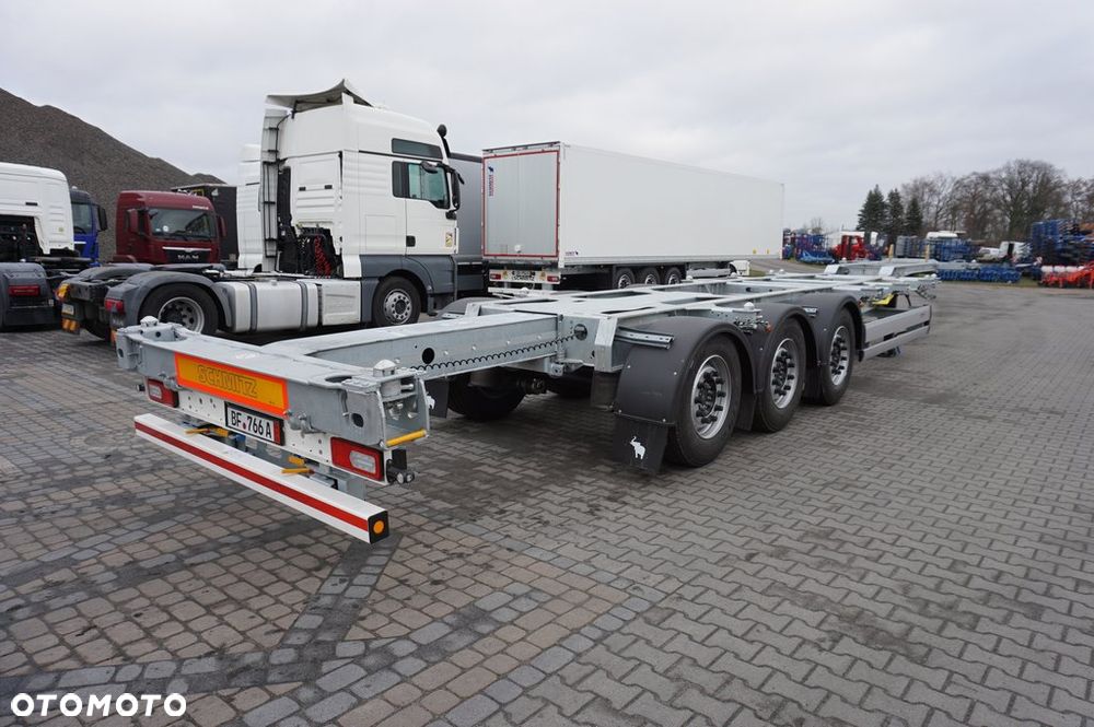 Schmitz Cargobull PODKONTENEROWA MULTI * 2025 *