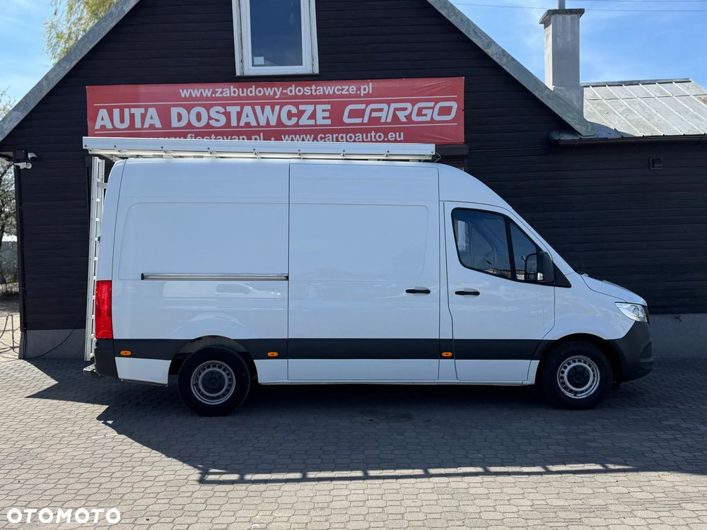 Mercedes-Benz SPRINTER - 11