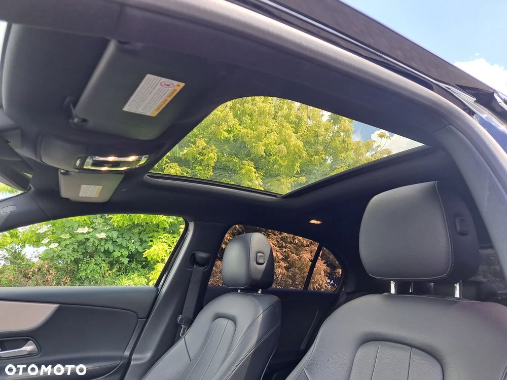 Mercedes-Benz Klasa A 250 4-Matic 7G-DCT - 21