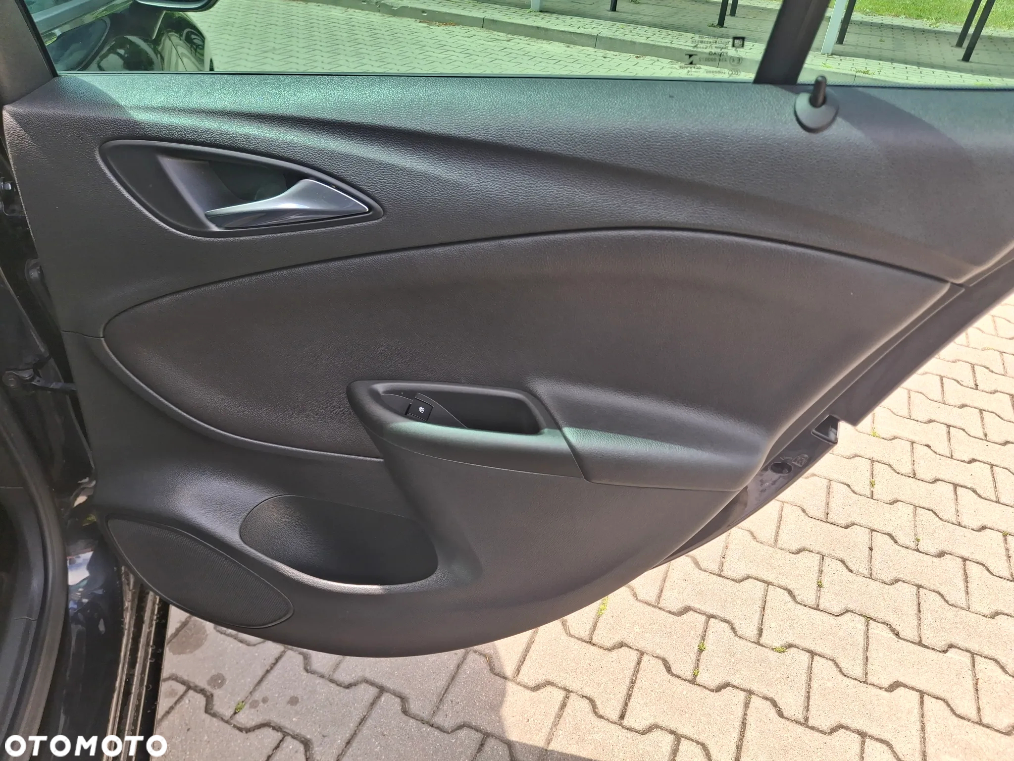 Opel Astra 1.6 Turbo Start/Stop Dynamic - 15