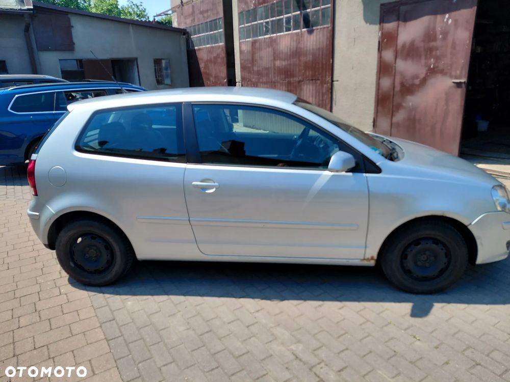 Volkswagen Polo 1.4 TDI Trendline - 4