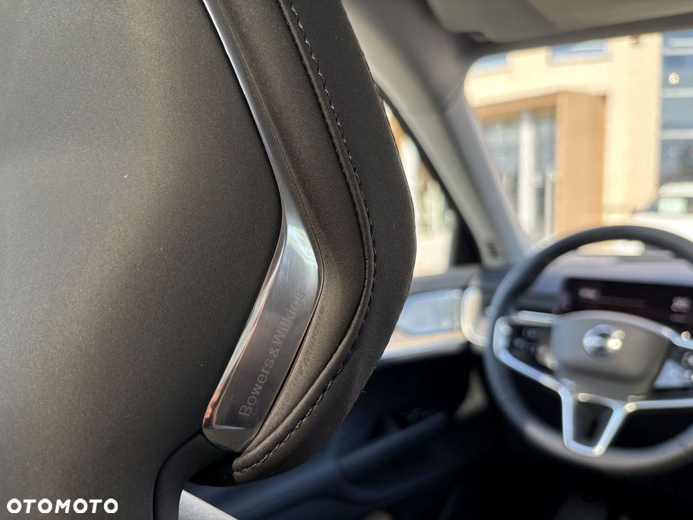 Volvo EX90 - 27