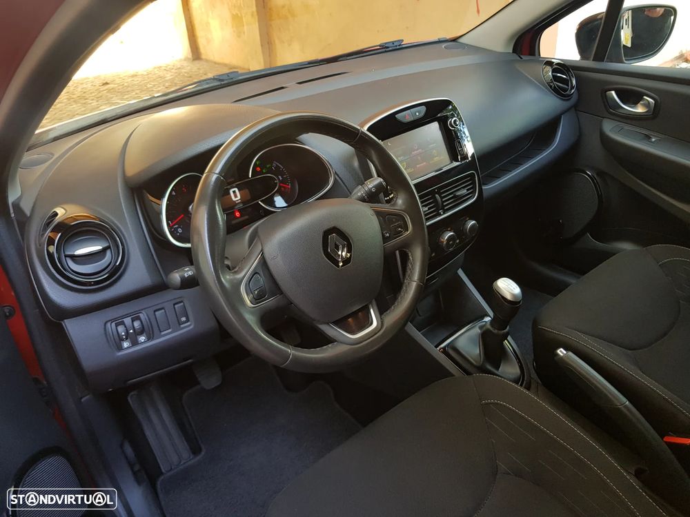Renault Clio Sport Tourer 1.5 dCi Limited EDition - 11