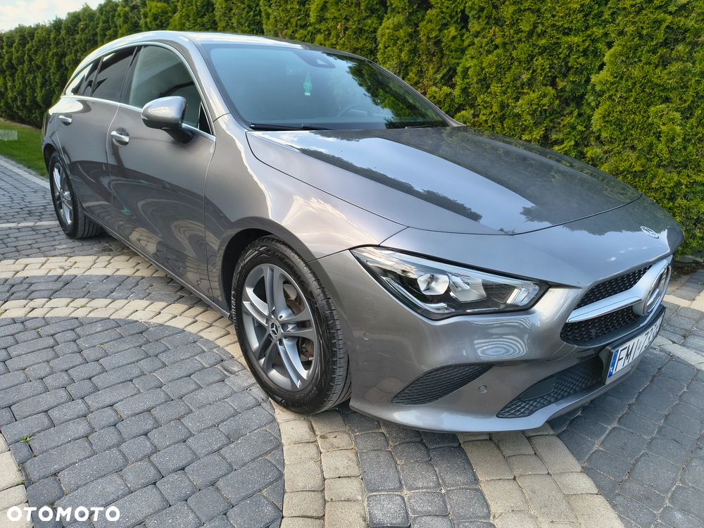 Mercedes-Benz CLA 180 7G-DCT - 2