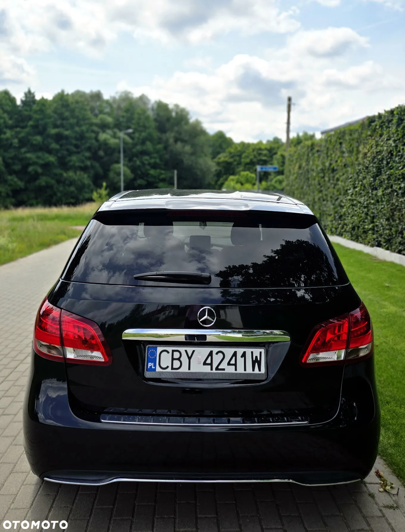 Mercedes-Benz Klasa B 180 BlueEFFICIENCY Edition - 4