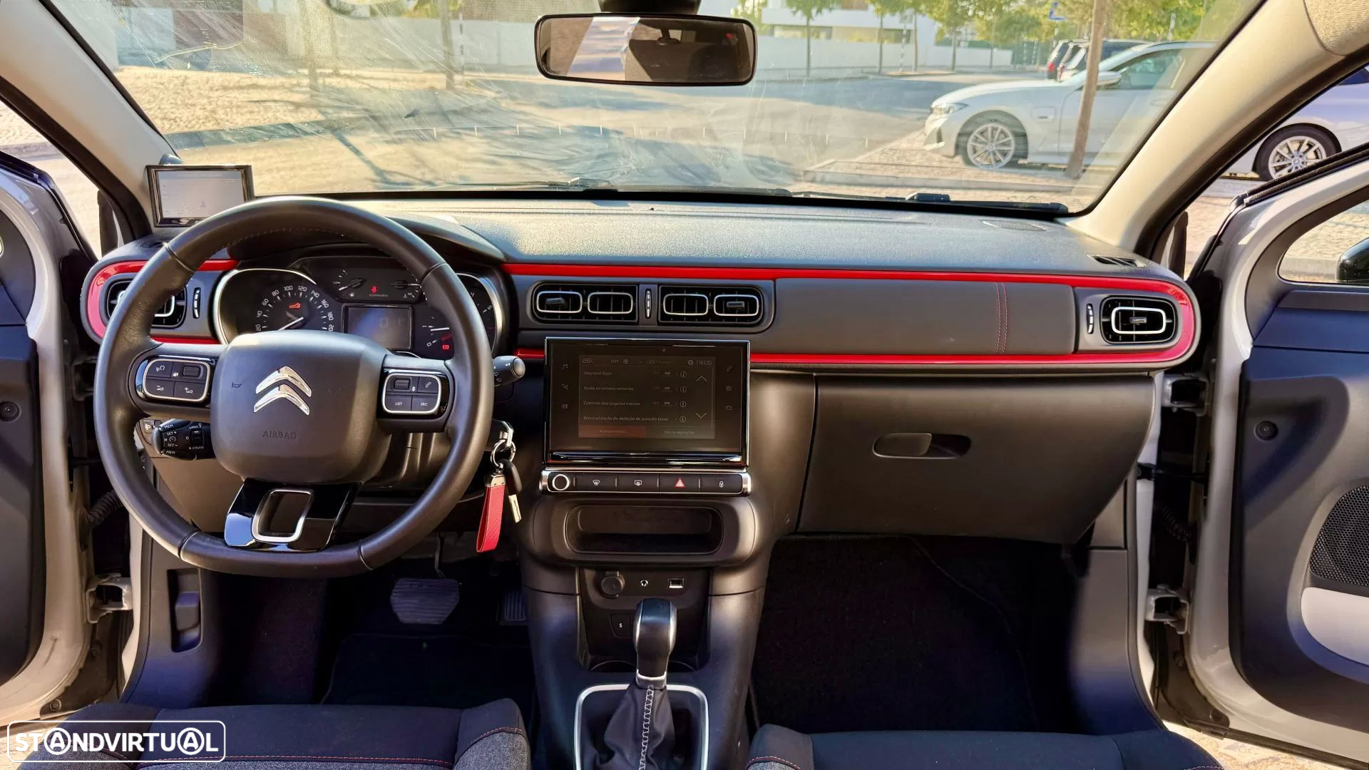 Citroën C3 1.2 PureTech Shine EAT6 - 16