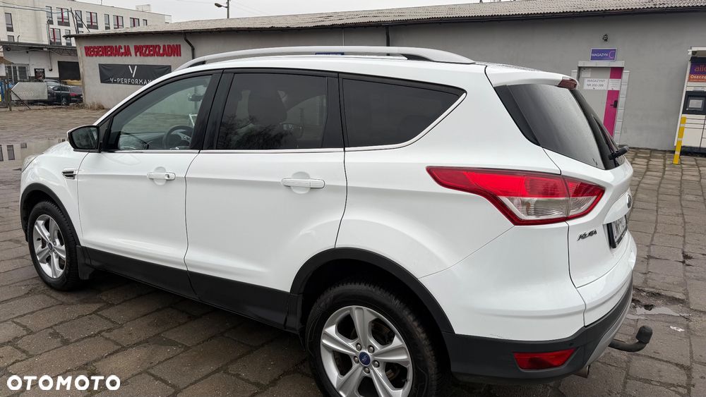 Ford Kuga - 4