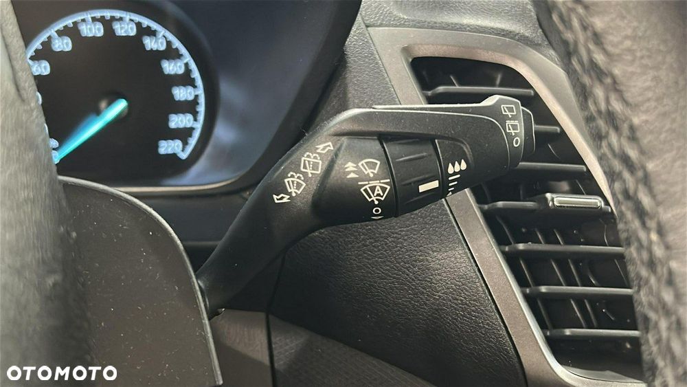 Ford Tourneo Connect Grand - 24