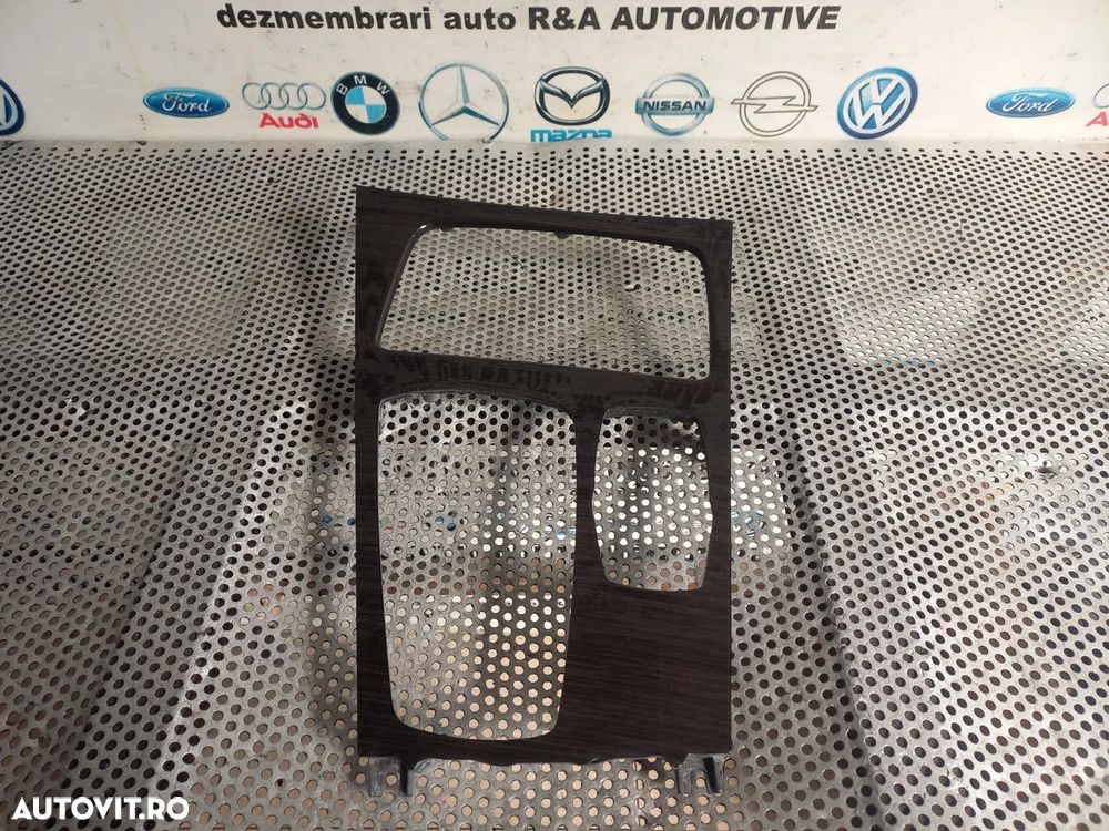 Ornament Trim Consola Centrala Bmw Seria 7 F01 F02 F03 F04 Volan Stanga Lemn Mahon Dezmembrez Bmw S - 2