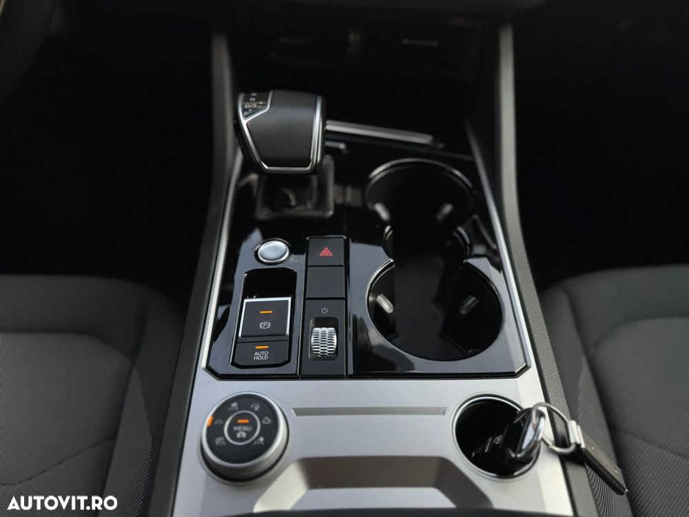 Volkswagen Touareg V6 TDI Elegance - 11