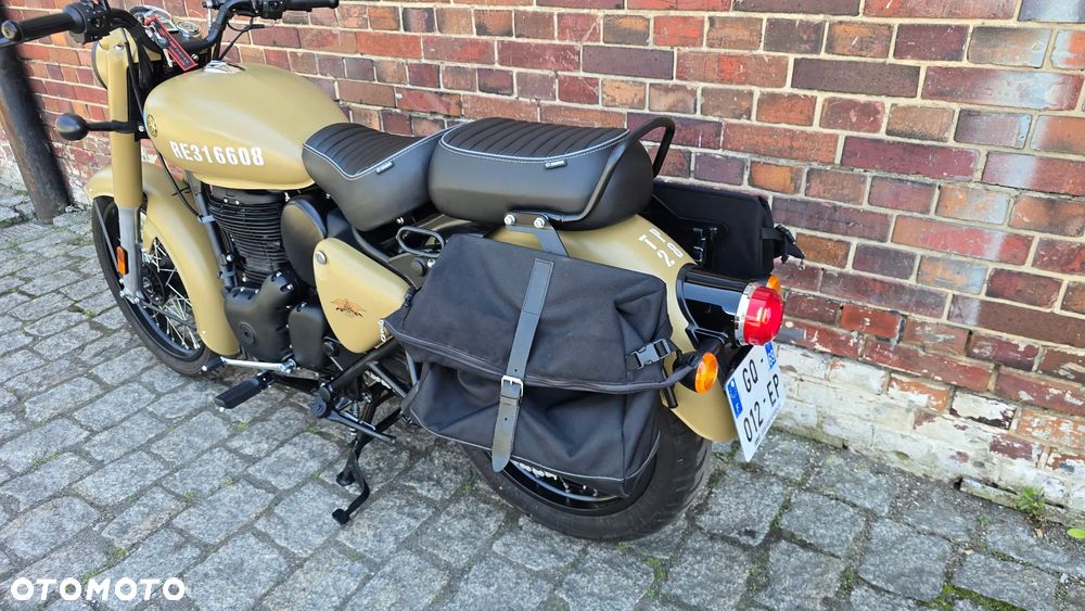 Royal Enfield Classic - 10