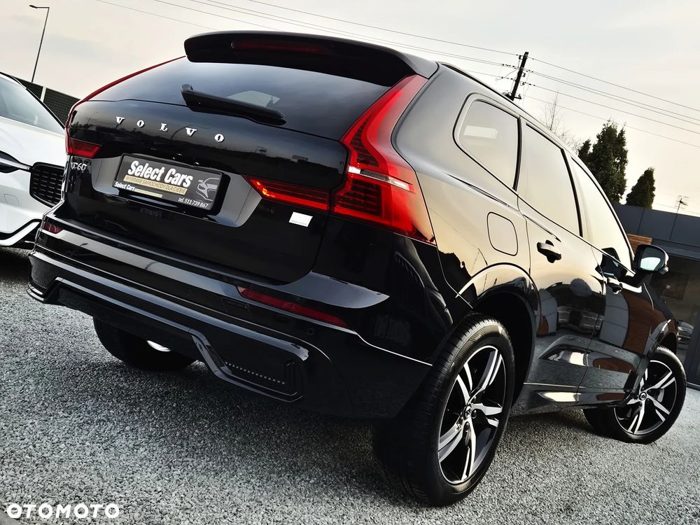 Volvo XC 60 T6 Plug-In Hybrid AWD Plus Dark - 5