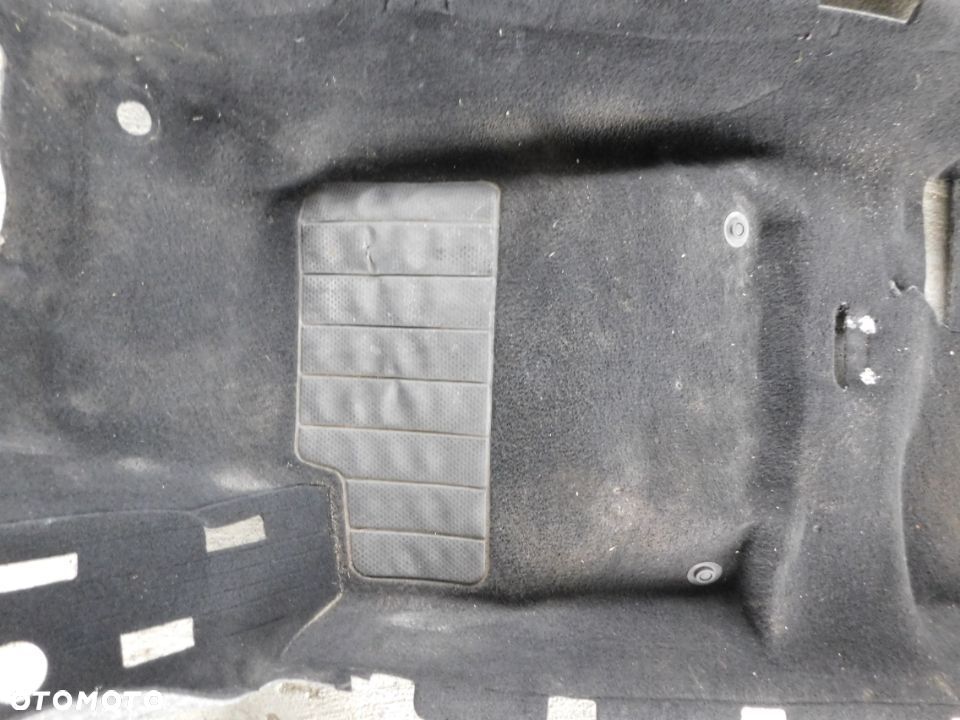 dywan podłoga wnętrza VW GOLF IV 5D kombi - 2