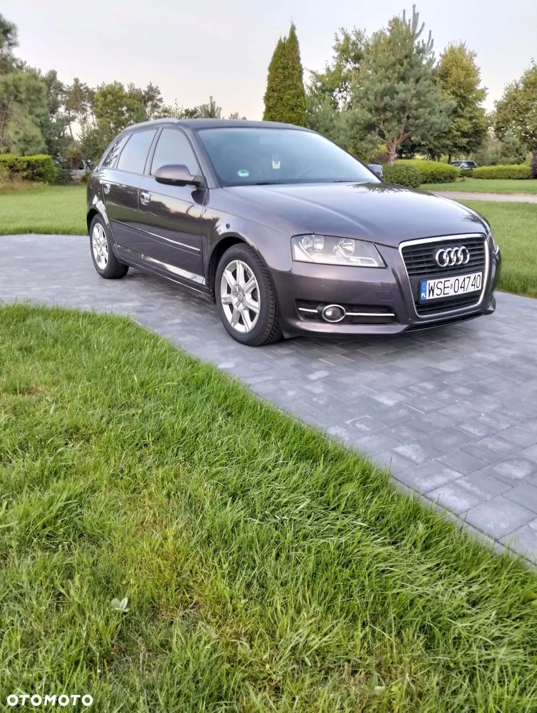 Audi A3 Sportback 2.0 TDI DPF Ambiente - 8