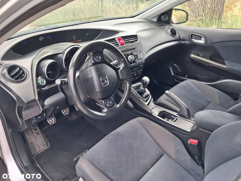 Honda Civic 1.6 i-DTEC Comfort Black Edition - 15