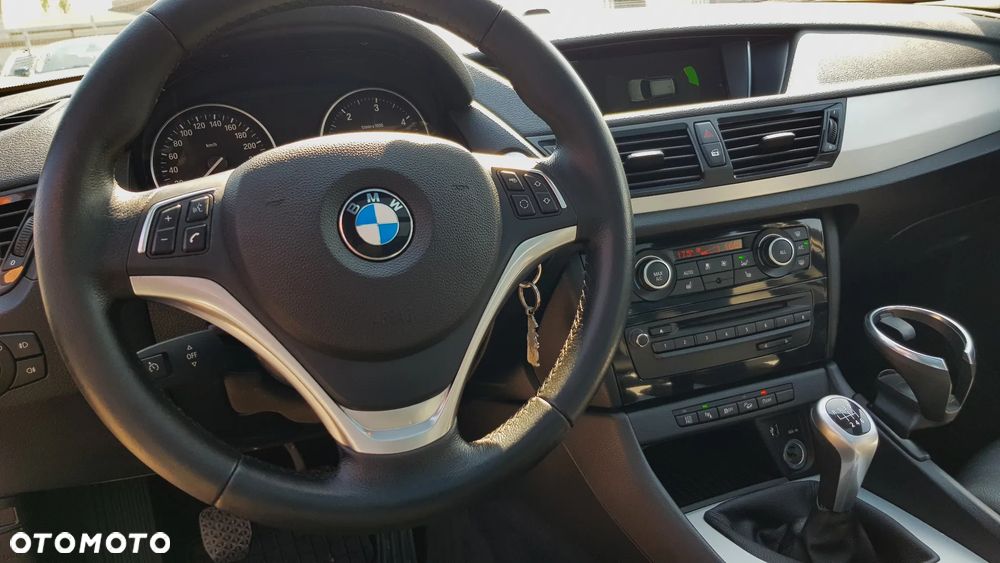 BMW X1 xDrive20d Sport Line - 21