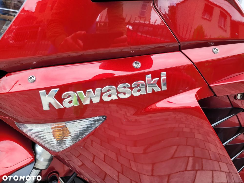 Kawasaki GTR - 20