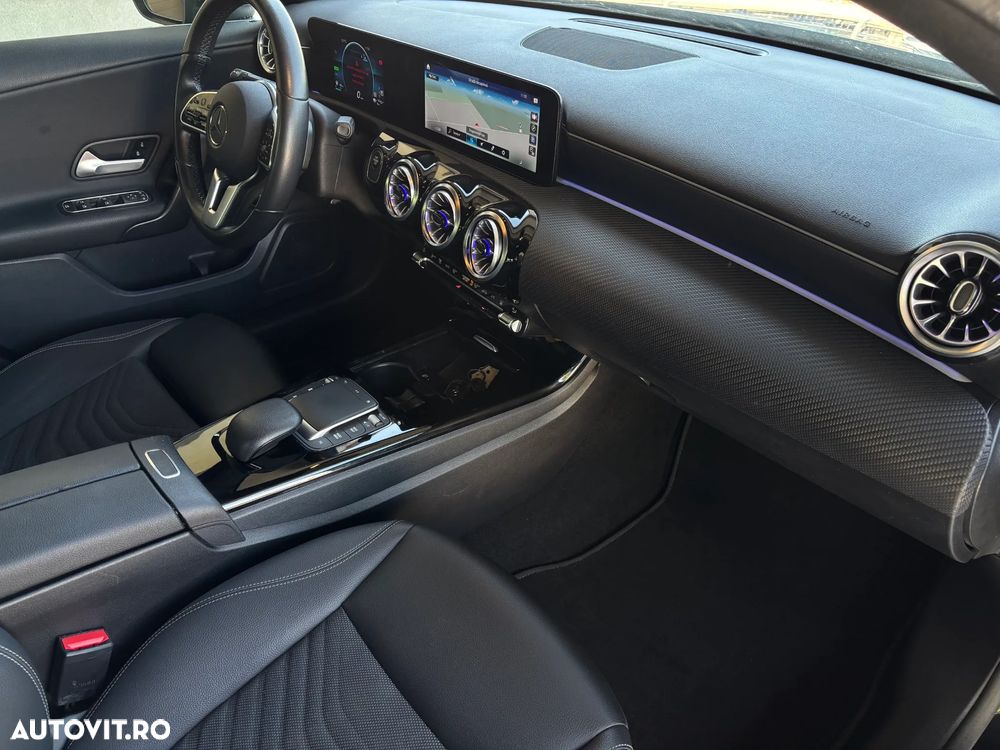Mercedes-Benz A 250 e 8G-DCT - 36