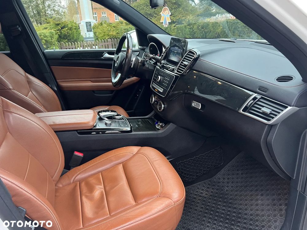 Mercedes-Benz GLS 400 4Matic 9G-TRONIC Exclusive - 9