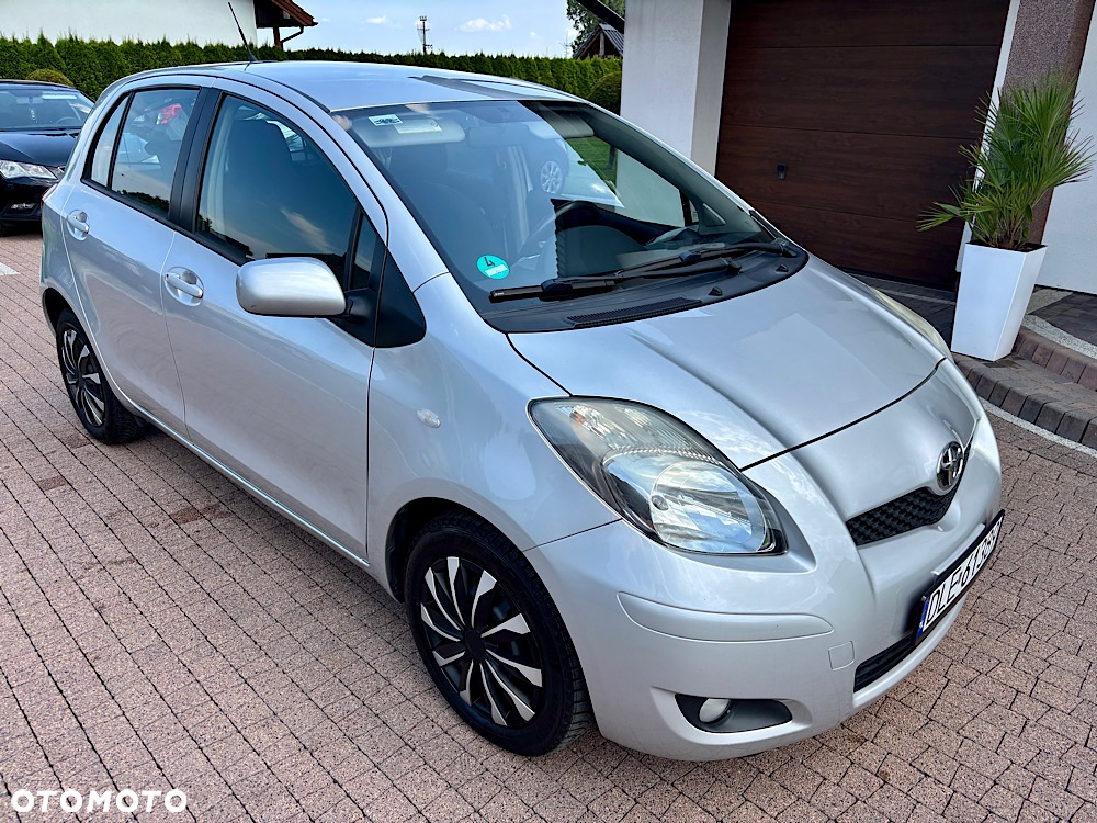 Toyota Yaris 1.33 Prestige - 11
