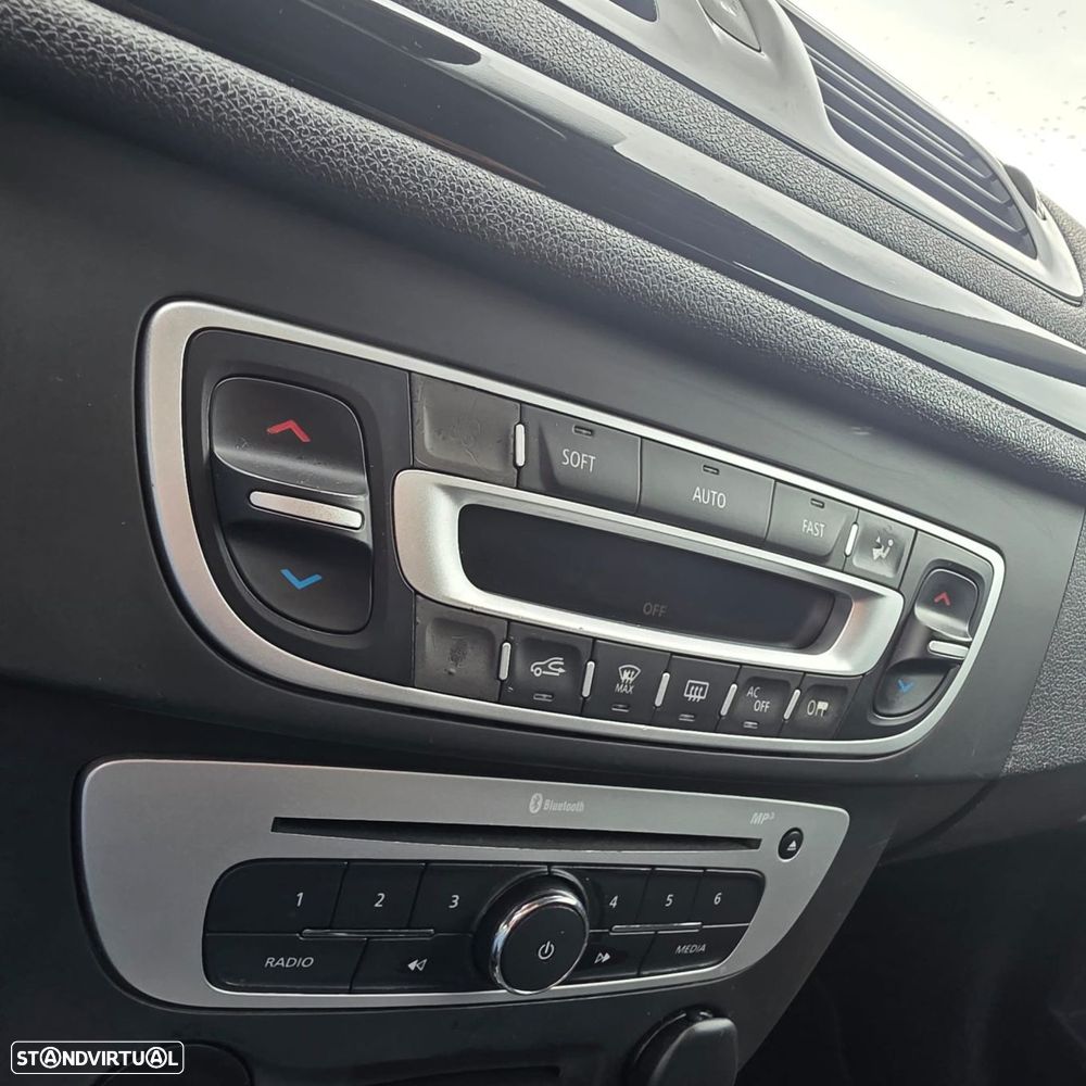 Renault Mégane 1.5 dCi Bose Edition SS - 23