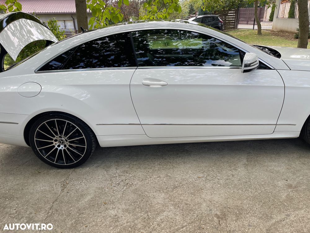 Mercedes-Benz E - 5