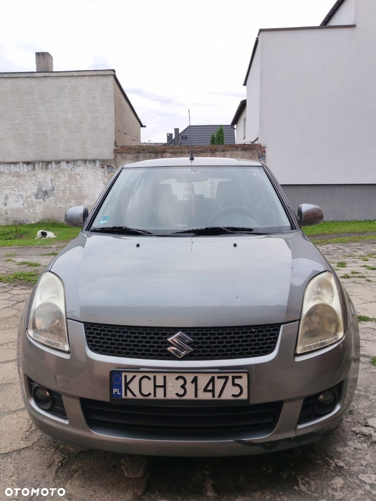 Suzuki Swift - 2