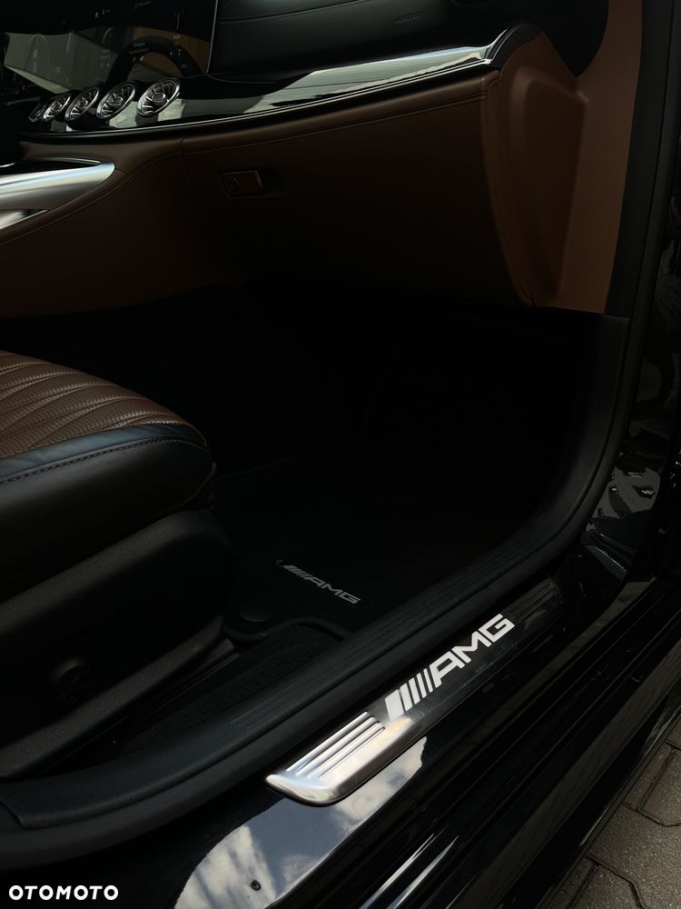 Mercedes-Benz AMG GT 53 4Matic+ 4D Speedshift TCT 9G - 24