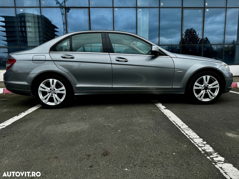 Mercedes-Benz C - 10