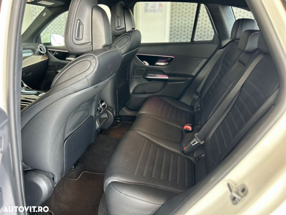 Mercedes-Benz GLC 220 d 4Matic 9G-TRONIC Edition AMG Line - 11