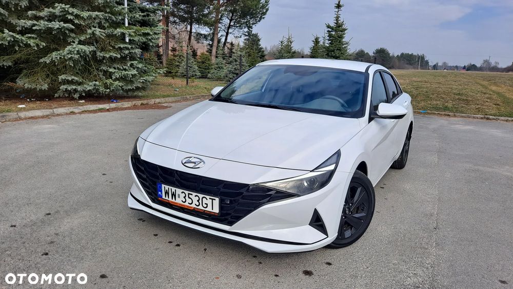 Hyundai Elantra 1.6 Comfort - 1