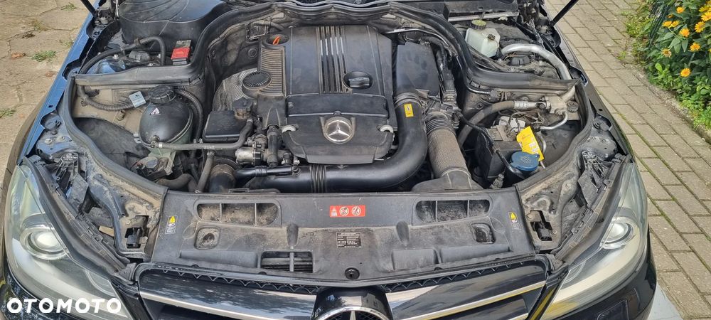 Mercedes-Benz Klasa C 250 CGI BlueEff - 8