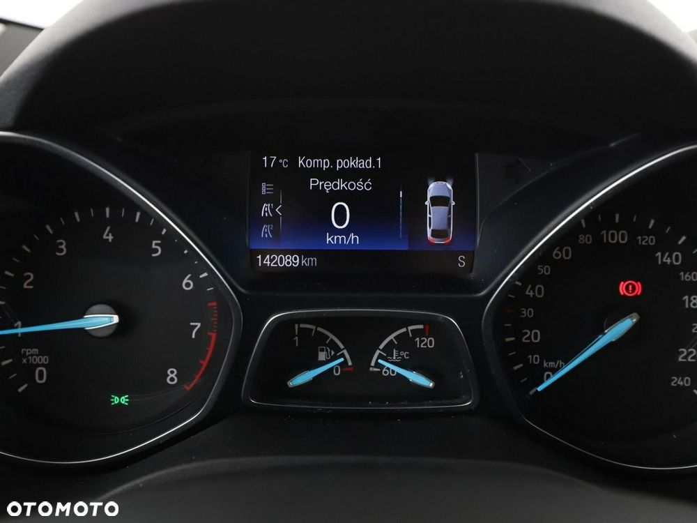 Ford Kuga 1.5 EcoBoost 2x4 Titanium - 22