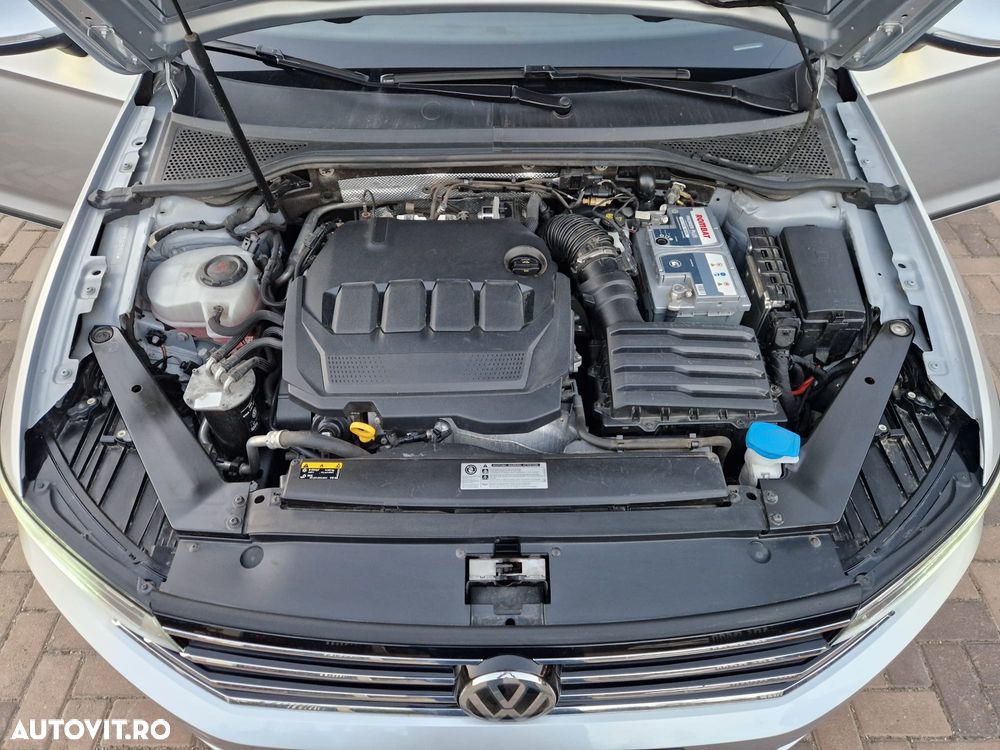 Volkswagen Passat - 27