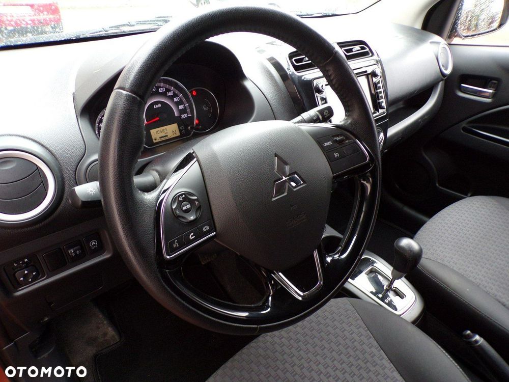 Mitsubishi Space Star - 17