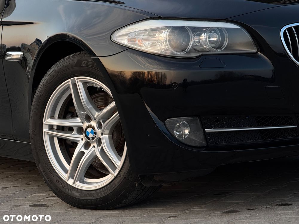 BMW Seria 5 520d - 5