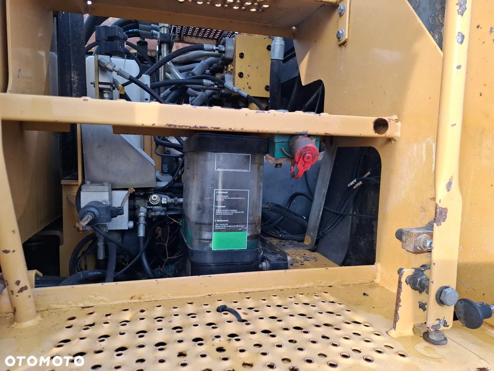 Caterpillar M313C - 10