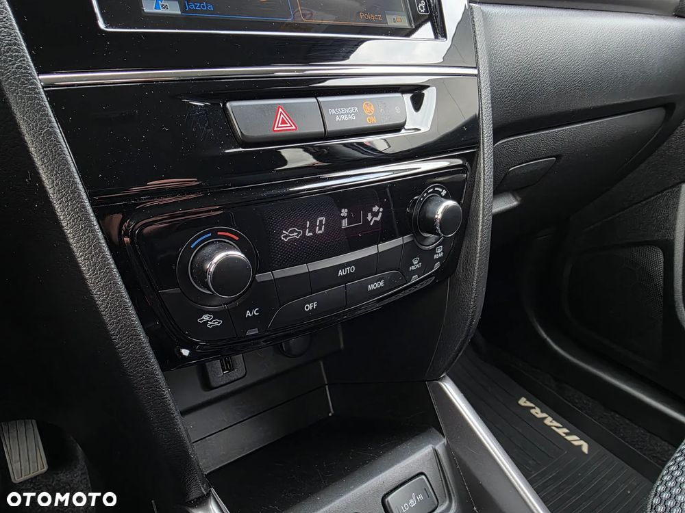 Suzuki Vitara 1.5 Strong Hybrid Premium 2WD AGS - 18