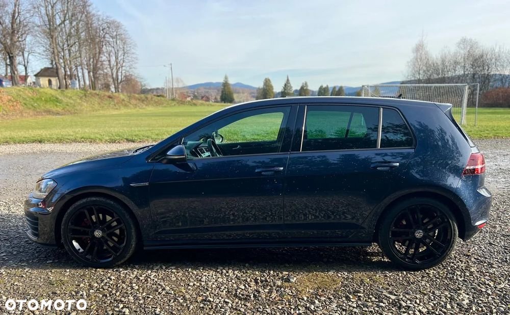 Volkswagen Golf GTD (BlueMotion Technology) - 4