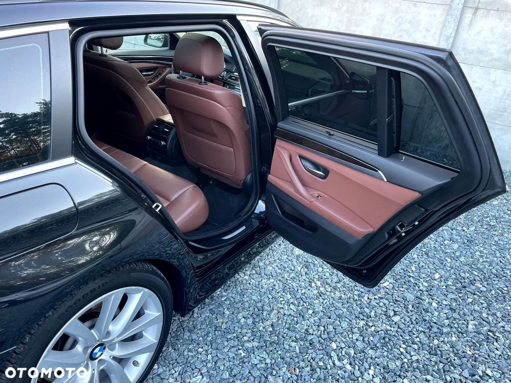 BMW Seria 5 520d xDrive - 20