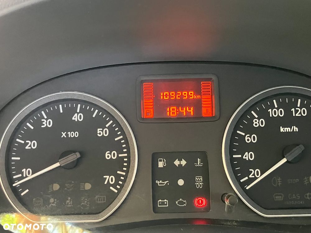 Dacia Sandero Stepway 1.6 - 22