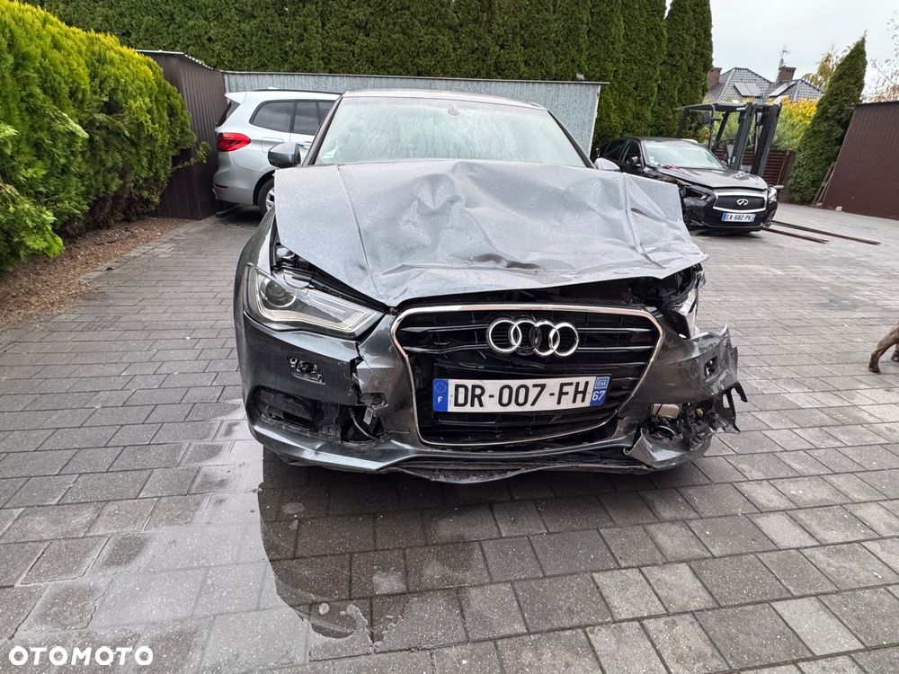 Audi A3 2.0 TDI (clean diesel) S line Sportpaket - 2