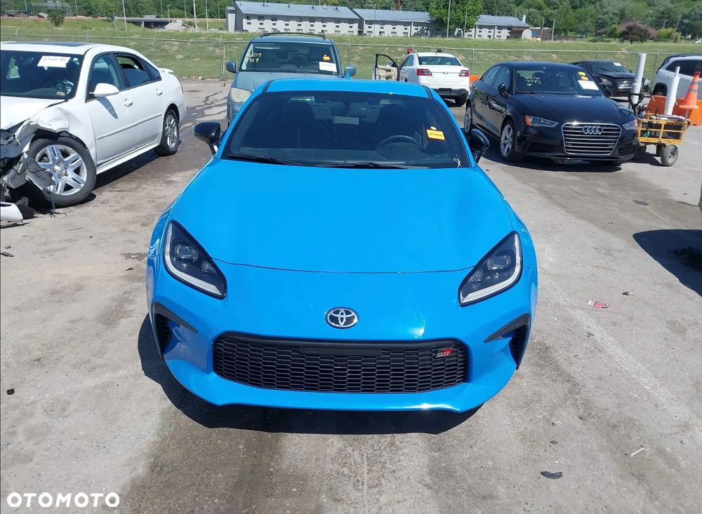 Toyota GR86 - 8