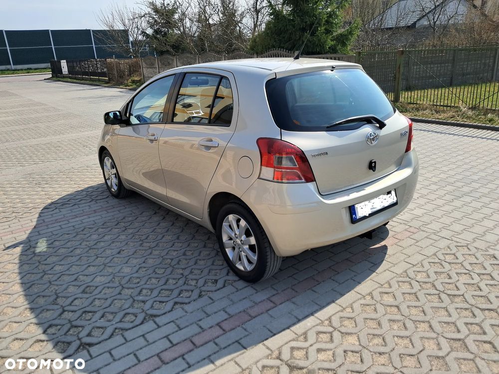 Toyota Yaris 1.33 Sol - 4